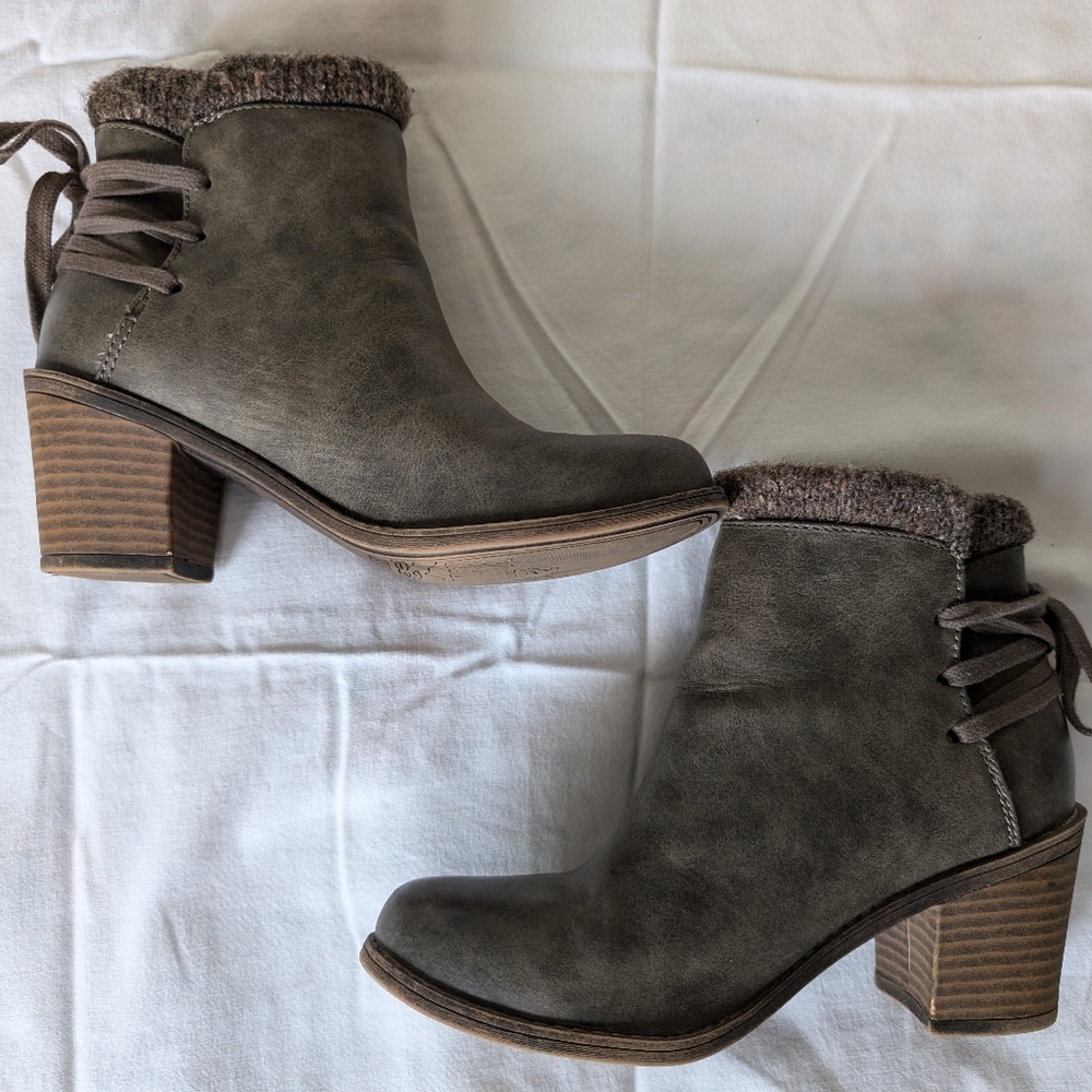 ROXY WINTER HEELED BOOTIES